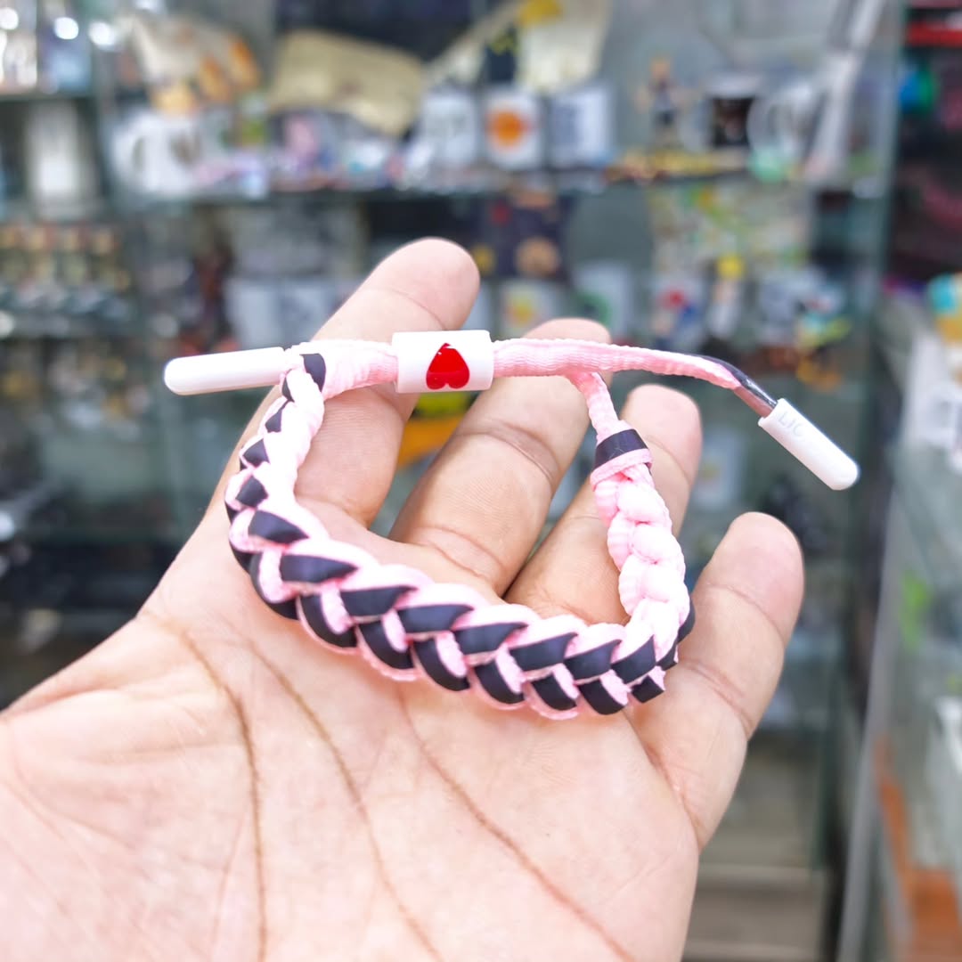 Paracord Bracelet - alternate view