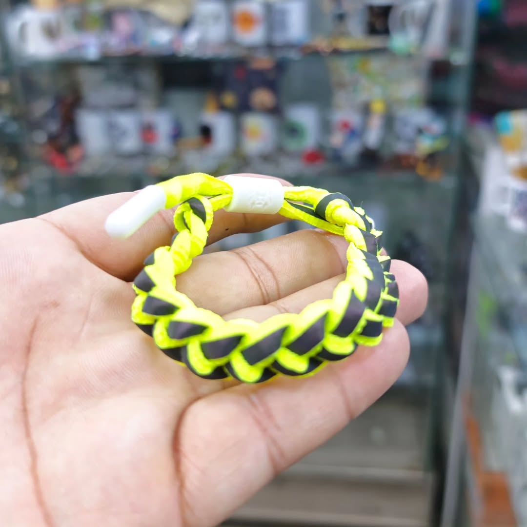 Paracord Bracelet - alternate view