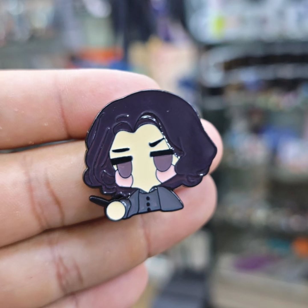 Harry Potter Pins - alternate view