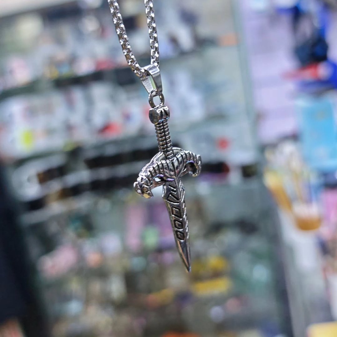 World of Warcraft Necklace - alternate view