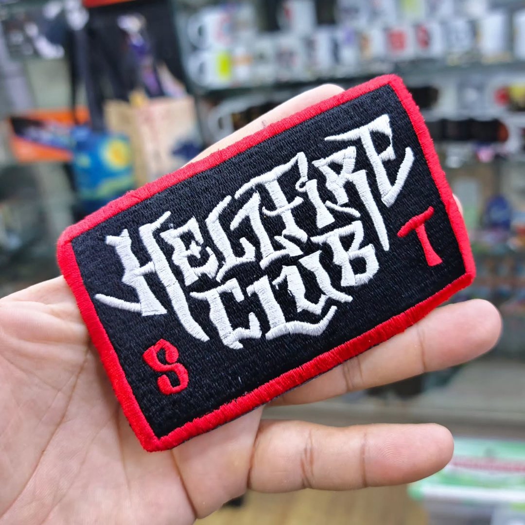 Patch Embroidery Stranger Things Hellfire Club 75 x 120 MM - alternate view