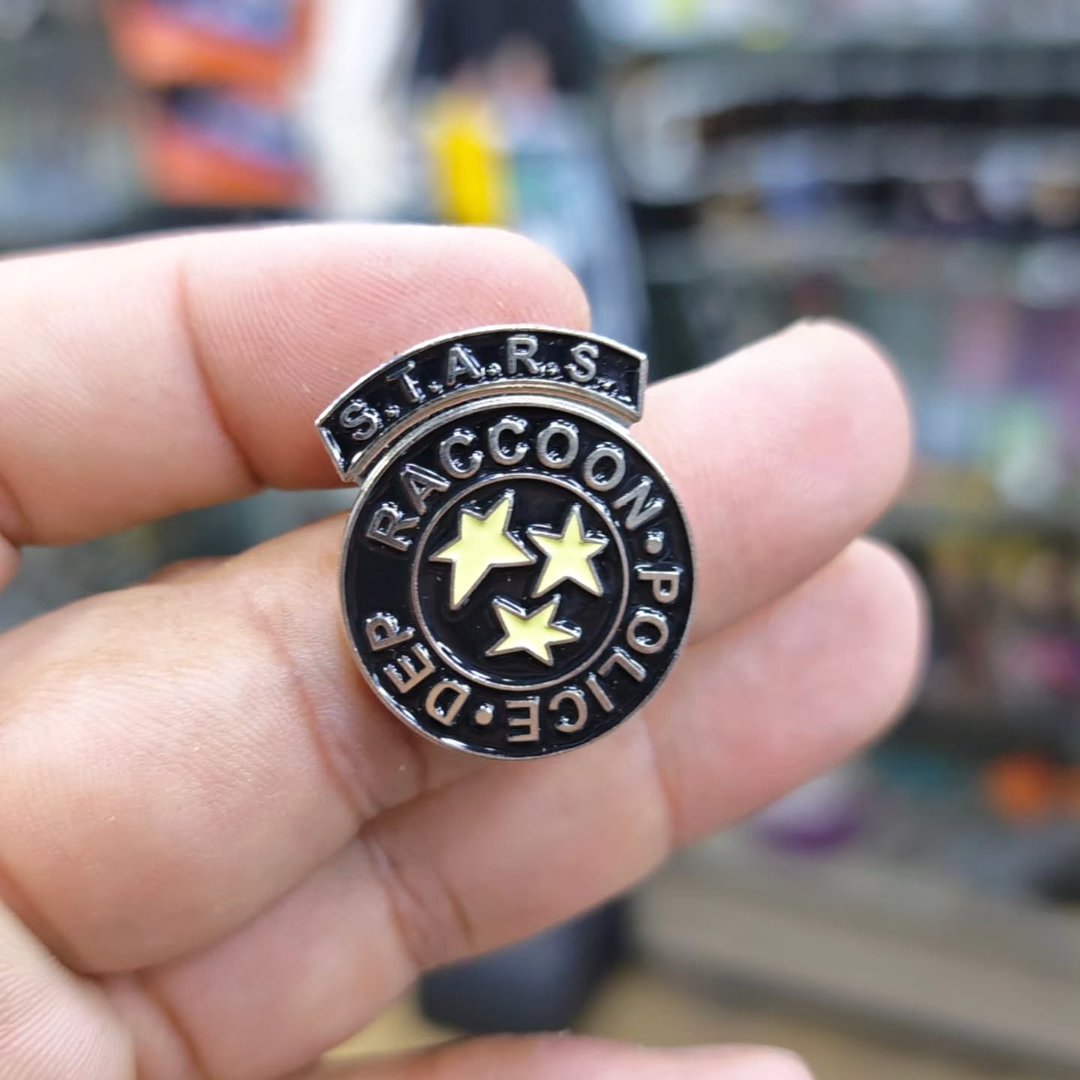 Resident Evil Stars Pins - alternate view