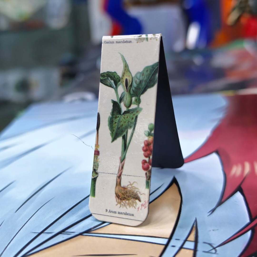 Magnetic Bookmark - alternate view