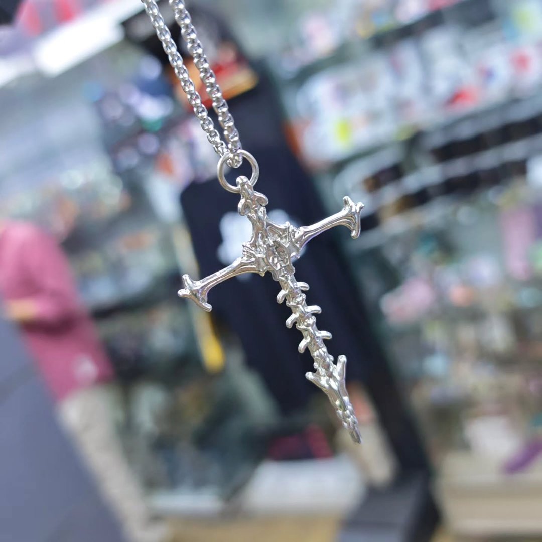 World of Warcraft Necklace - alternate view