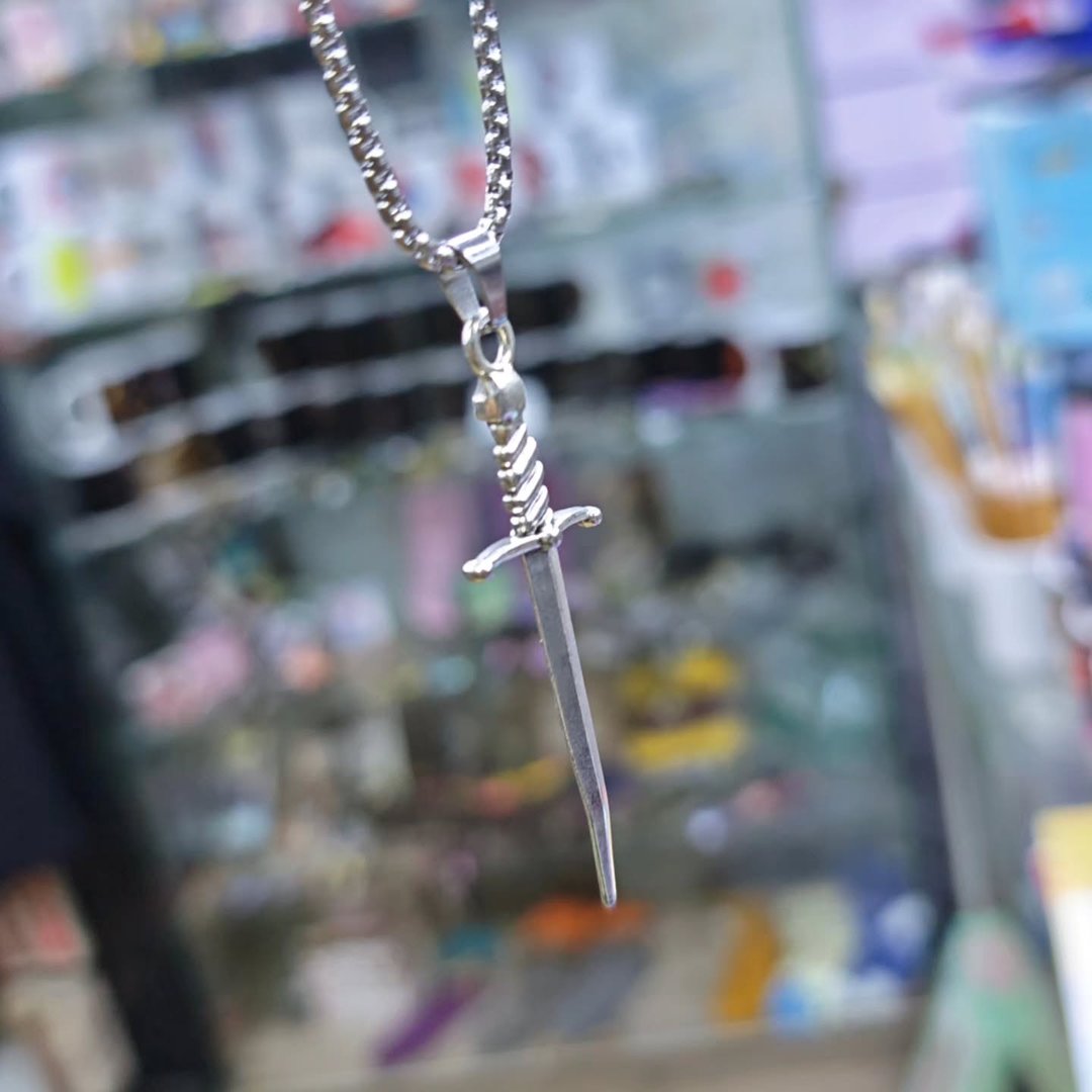 World of Warcraft Necklace - alternate view