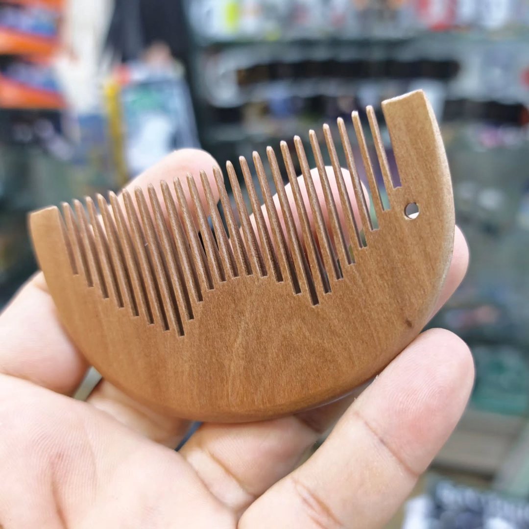 Chinese Wooden Hair Comb - alternate view