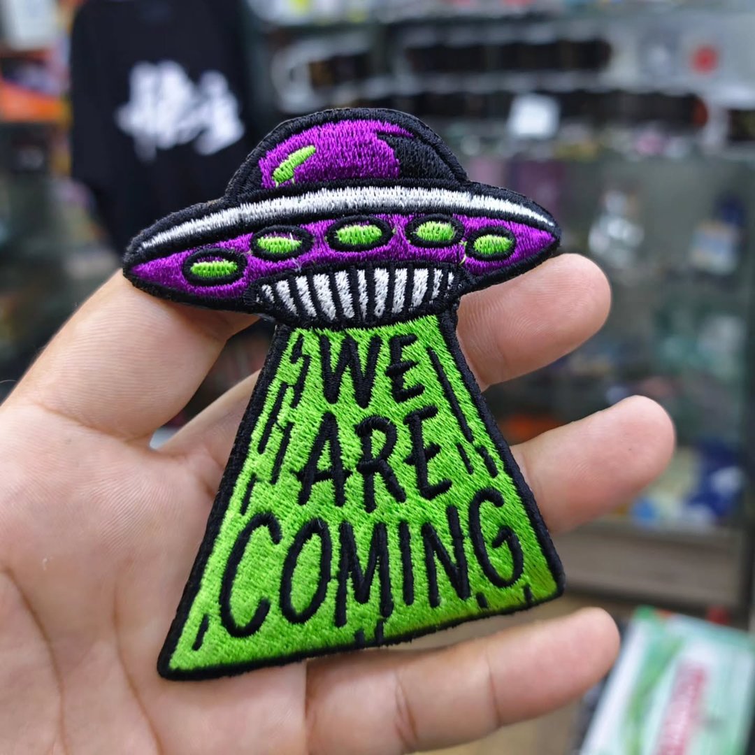 Embroidered Patch Alien We Are Coming 90x95 cm - alternate view