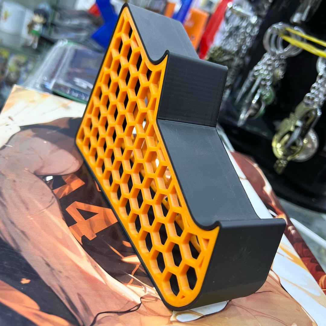 Controller Stand PS4 PS5 XBOX - alternate view