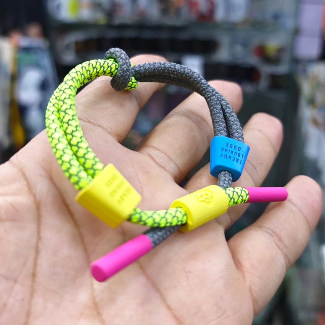 Paracord Bracelet - alternate view