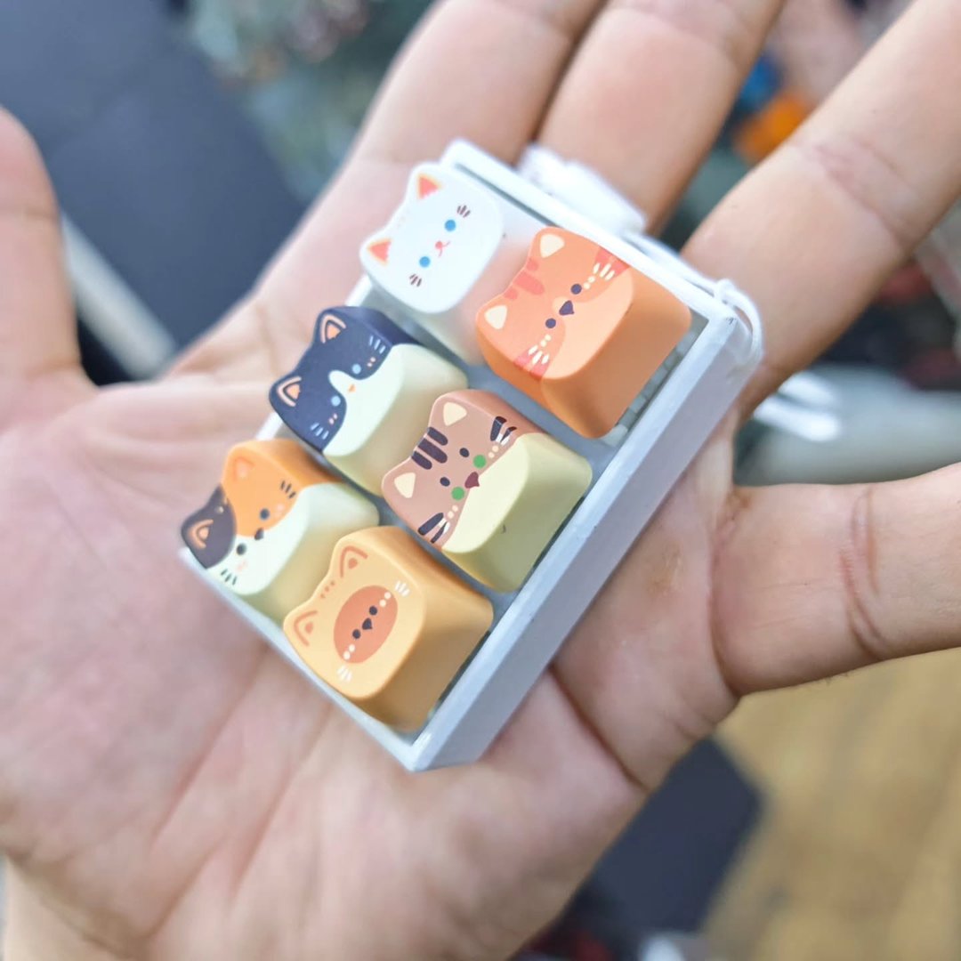 Anti Stress Keyboard Keychain - alternate view