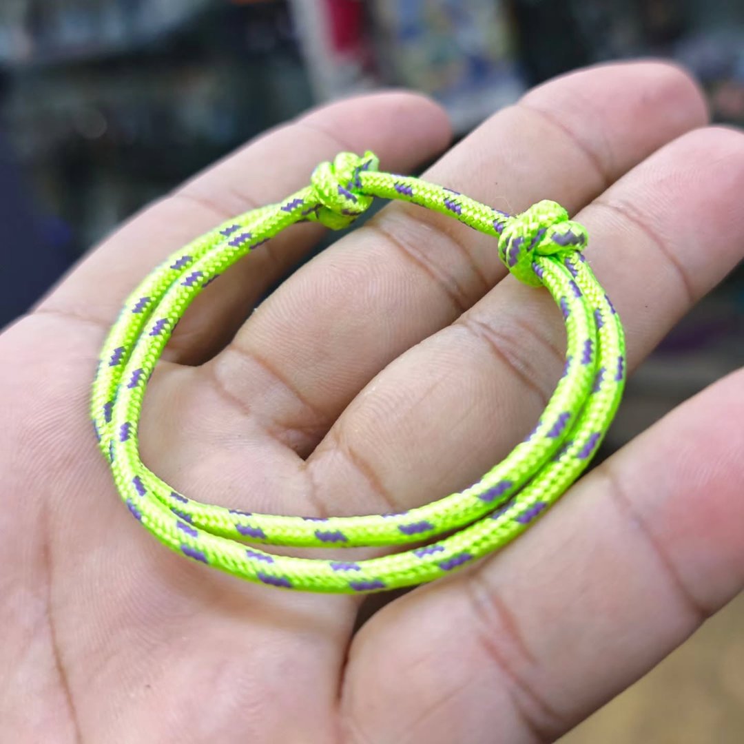 Paracorde Bracelet - alternate view