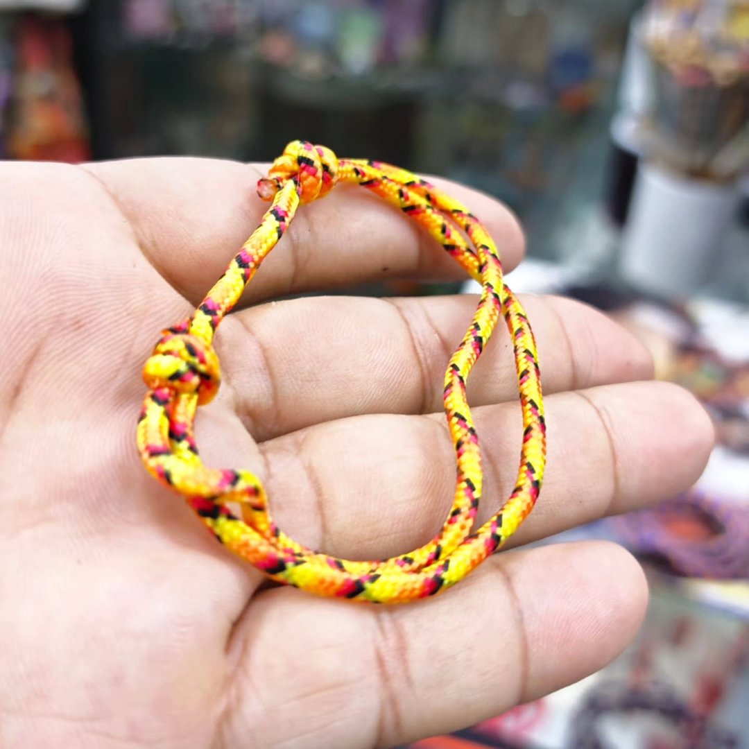 Paracorde Bracelet - alternate view