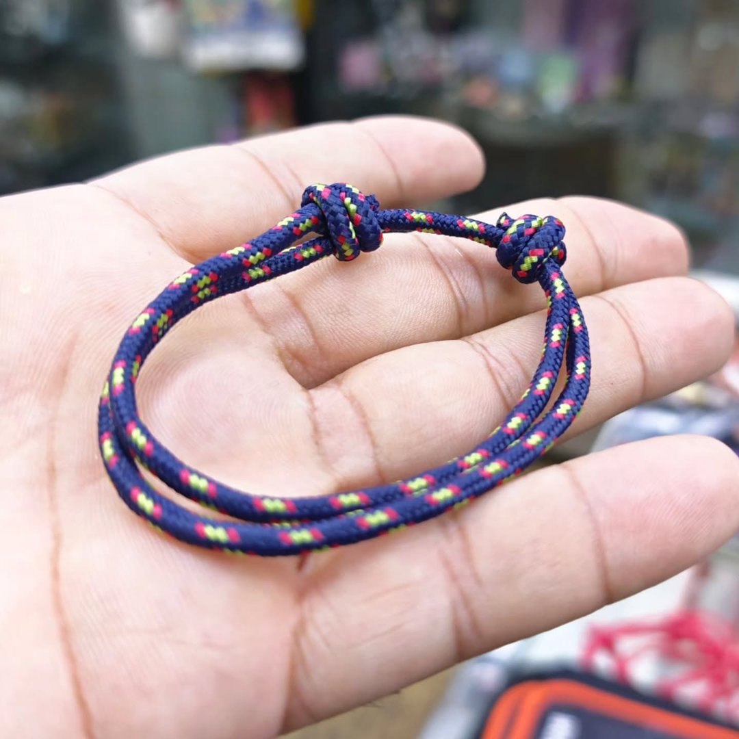 Paracorde Bracelet - alternate view