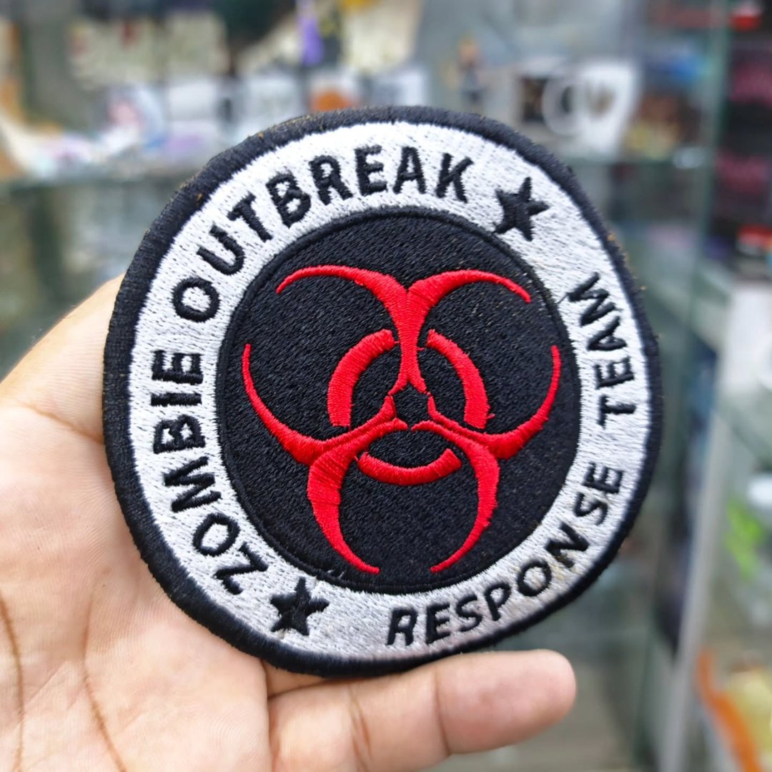 Embroidered Patch Zombie Outbreak 105 x 105 MM - alternate view