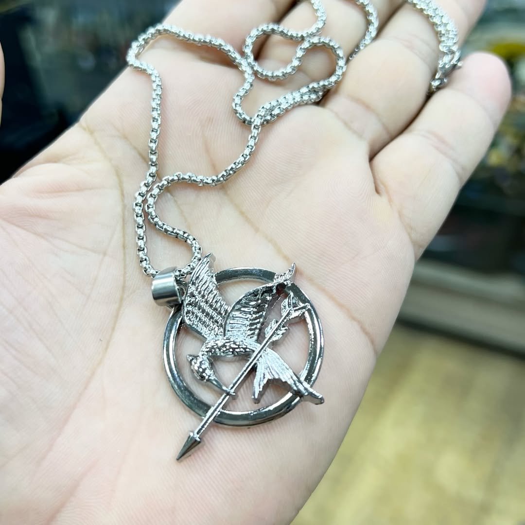 Hunger Games necklace - alternate view