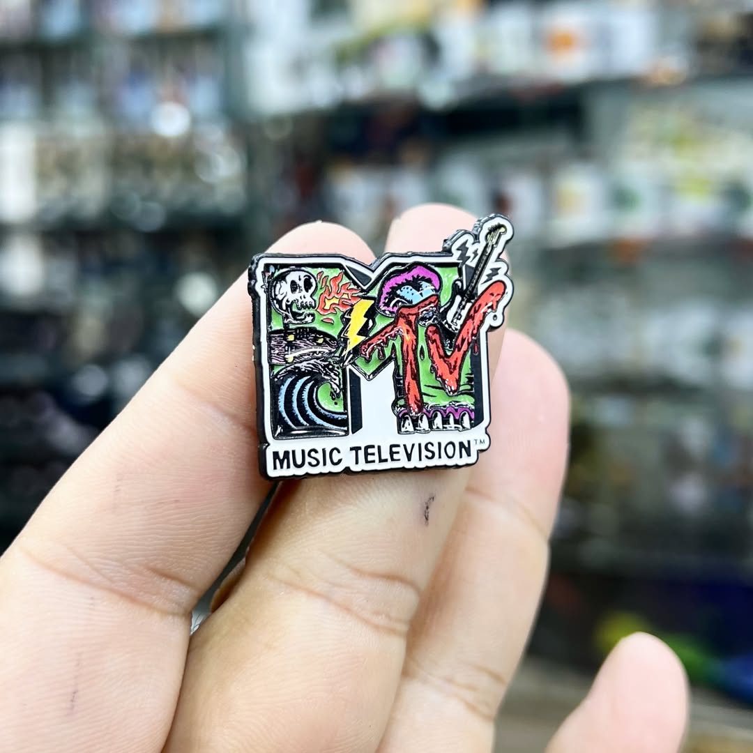 MTV Pins - alternate view