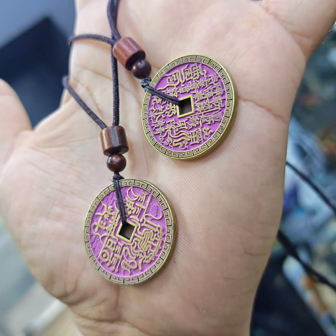 Chinese Necklace - alternate view