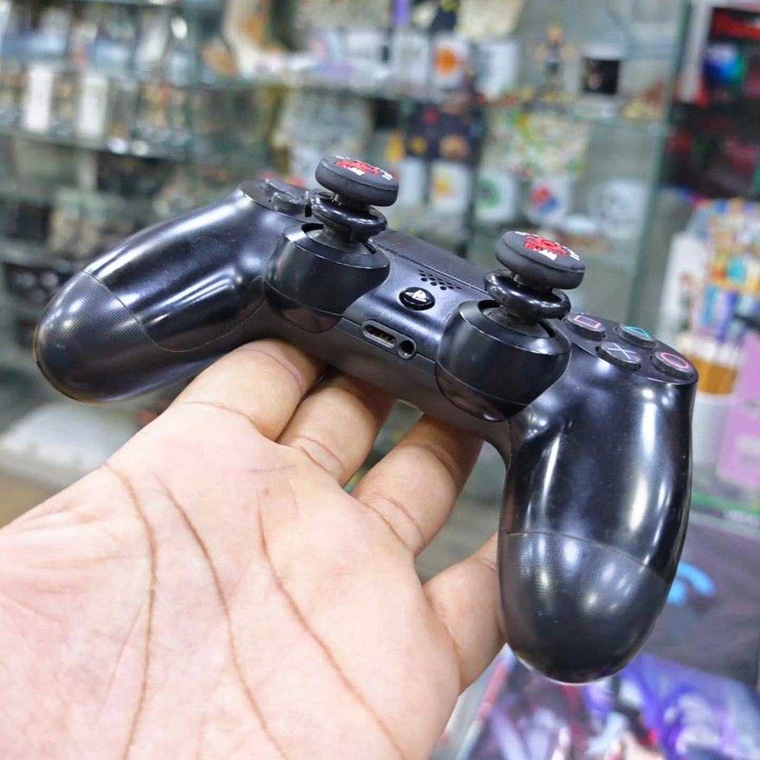 Resident Evil PS4/PS5 Controller Grips - alternate view