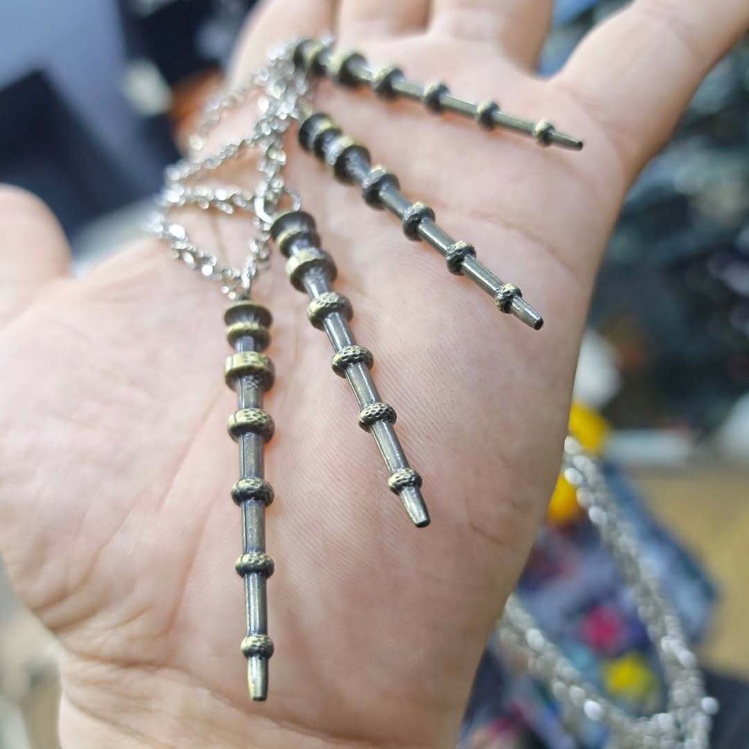 Harry Potter Dumbledore Necklace - alternate view