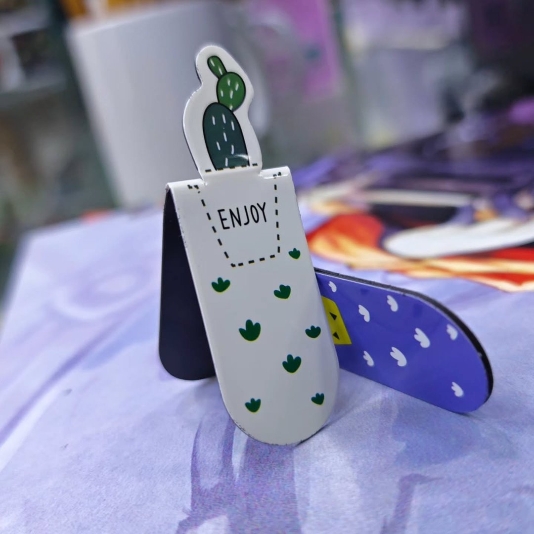Magnetic Bookmark - alternate view