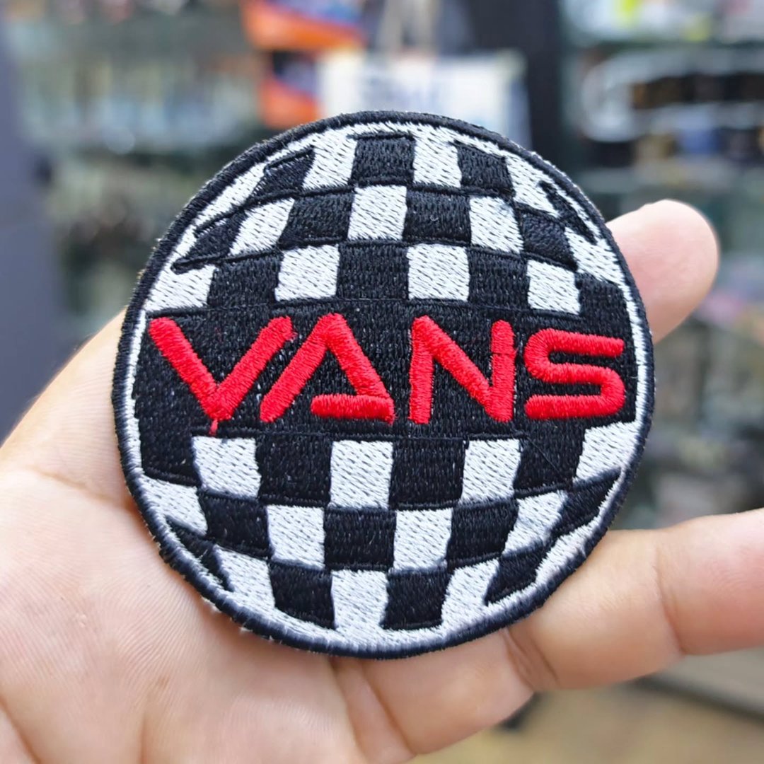 Embroidered Patch Vans 70x70 CM - alternate view