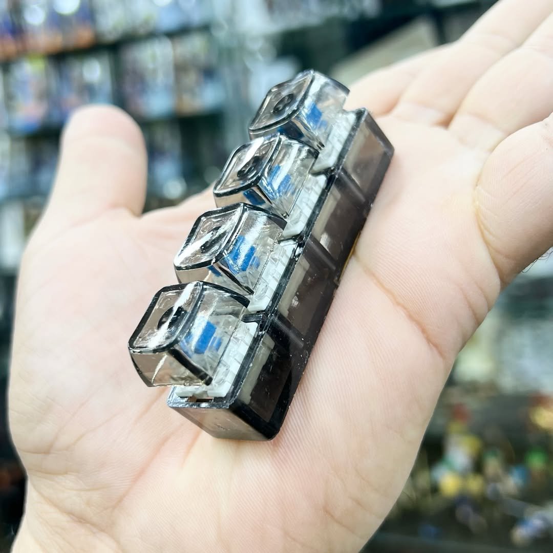 Anti-Stress Keyboard Keychain - alternate view