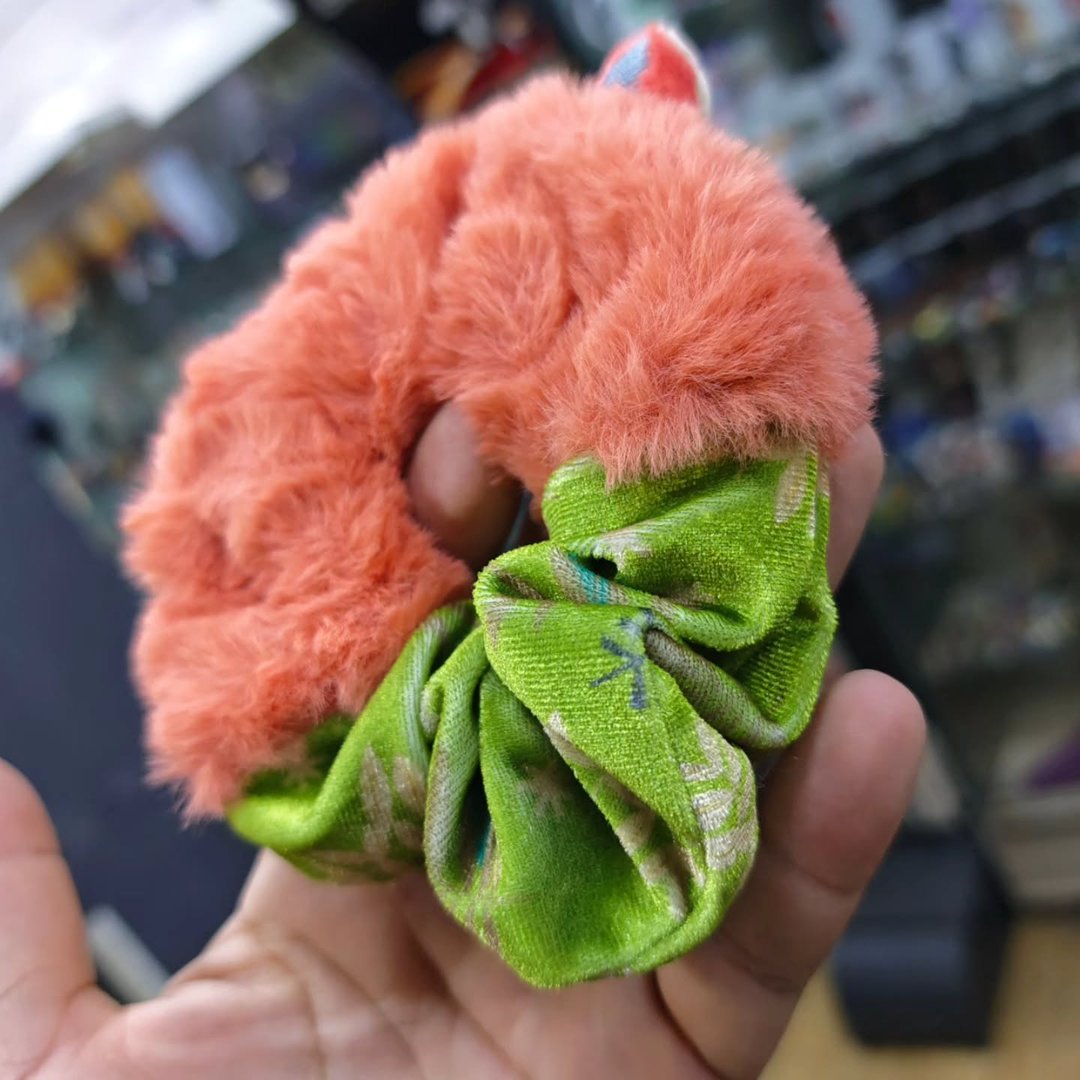 Hair Clip - alternate view