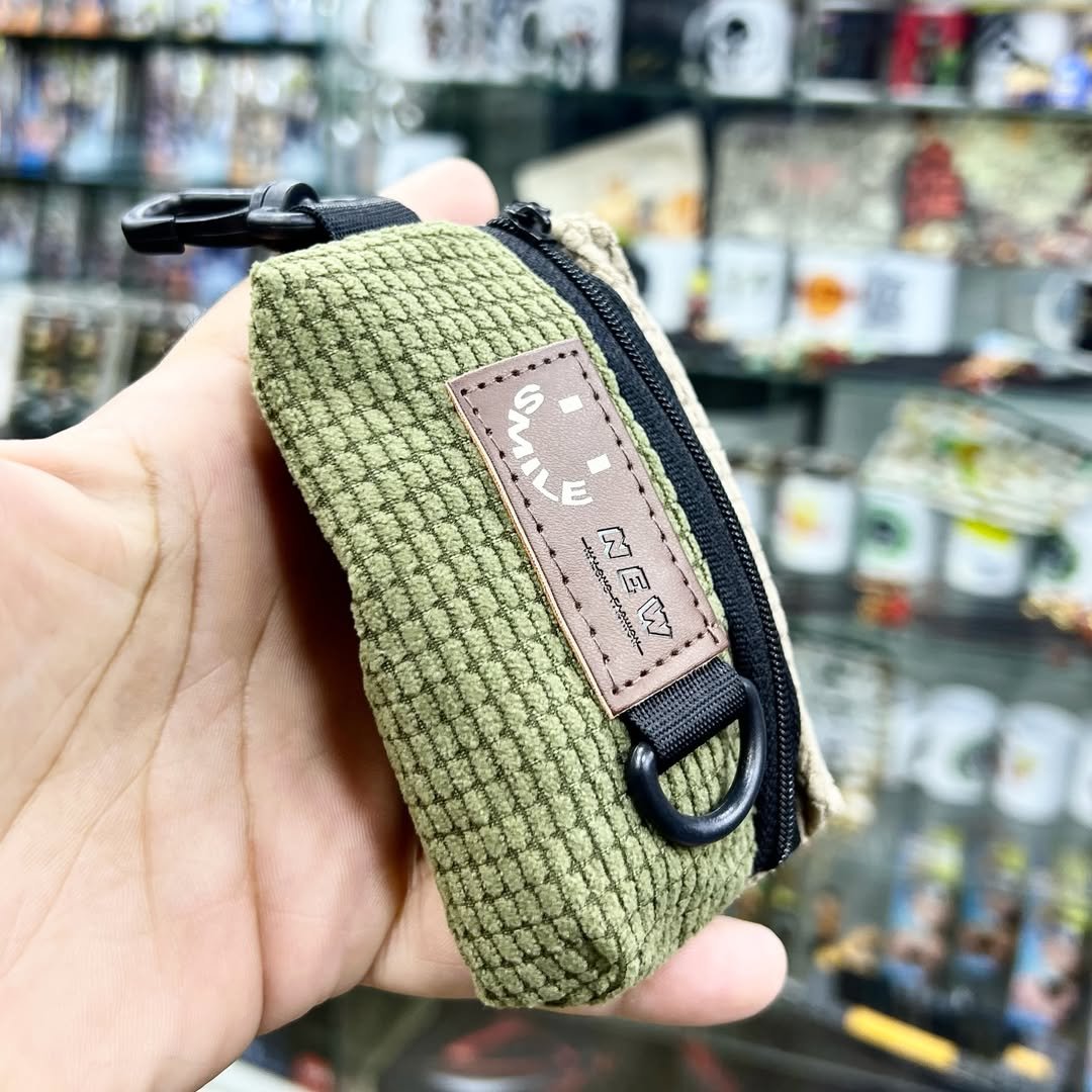 Smile Wallet - alternate view