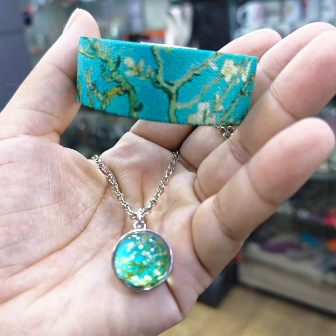 Van Gogh Almond Blossom Promotion Pack - alternate view