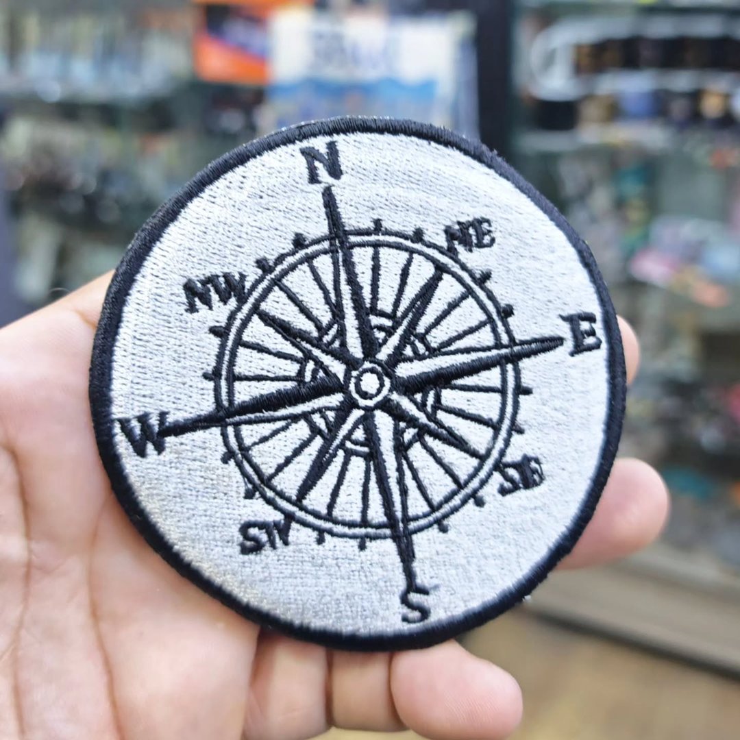 Embroidered Patch Boussole 95x95 CM - alternate view