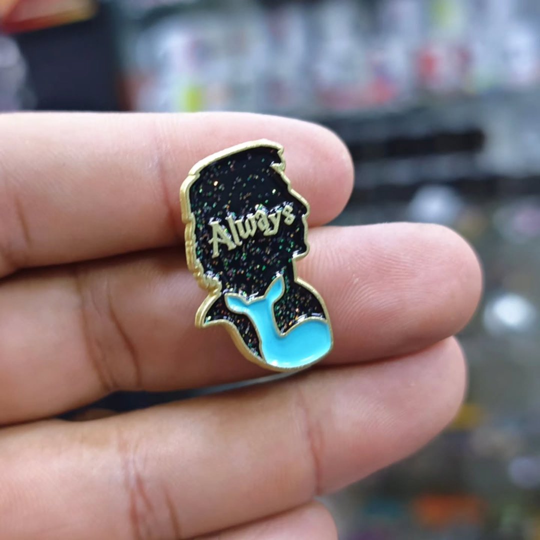 Harry Potter Pins - alternate view