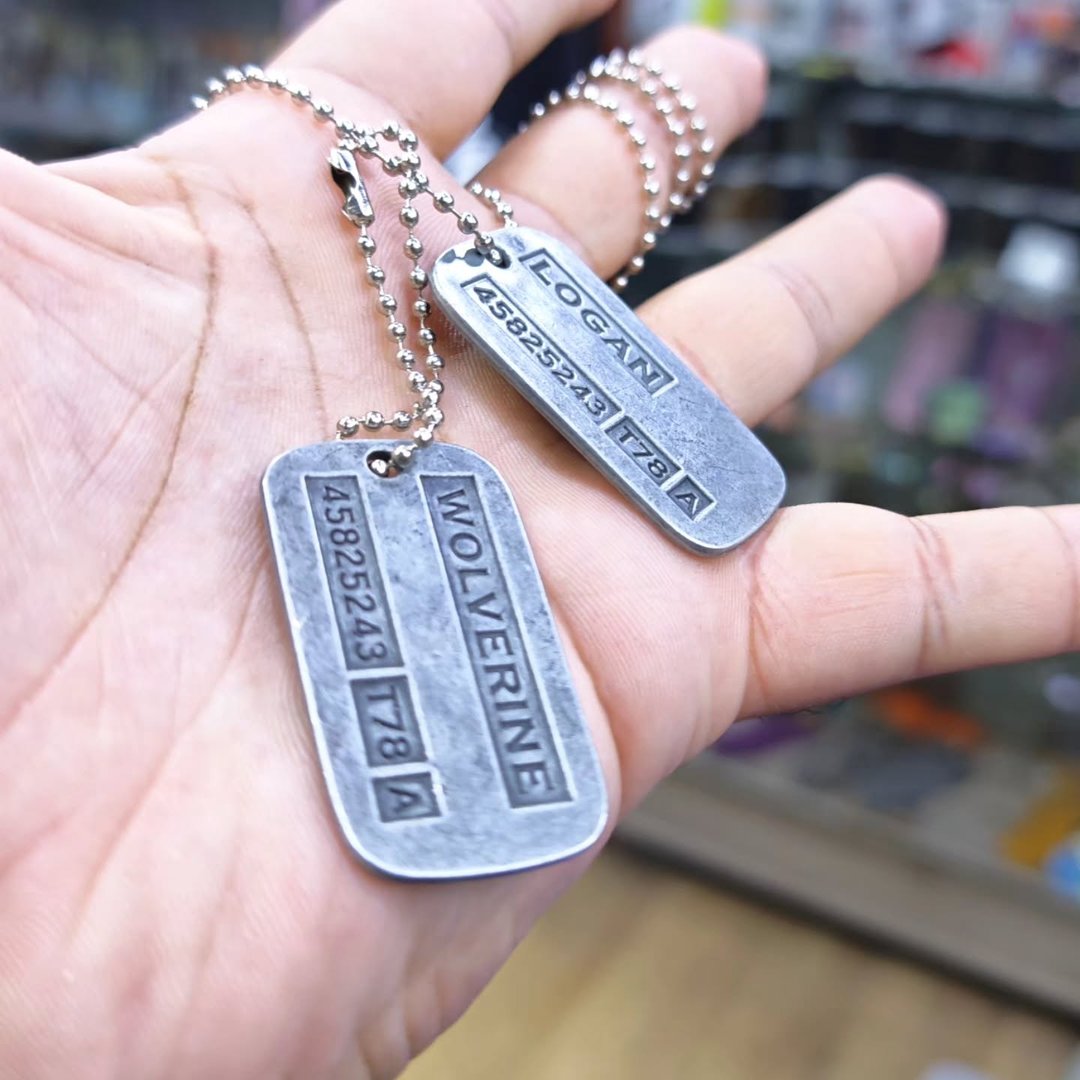 Wolverine Logan Necklace - alternate view