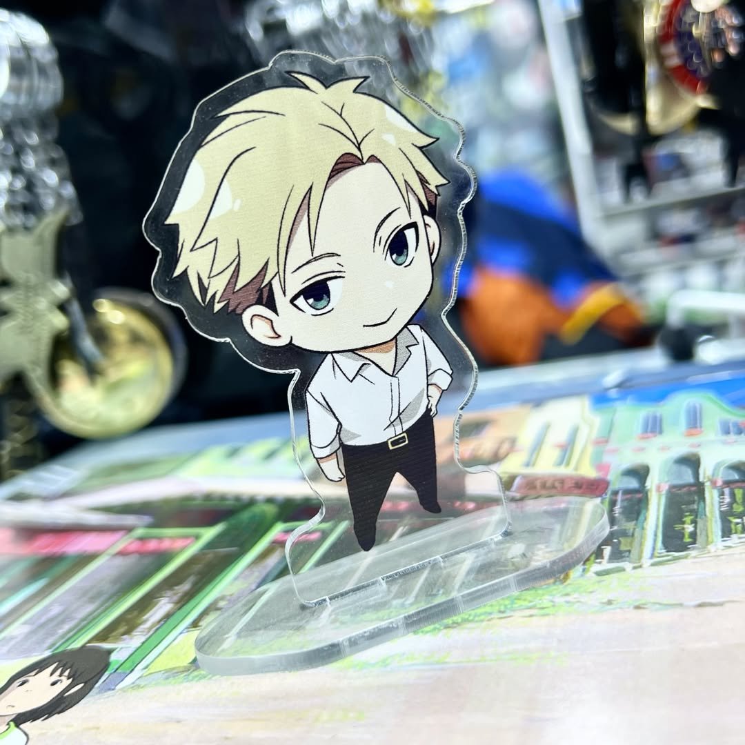 2D Spy X Family Figurine - alternate view