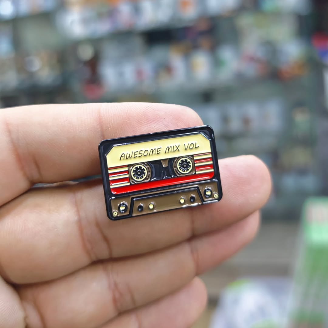 Cassette Old Scholl Awesome Mix Vol Pins - alternate view