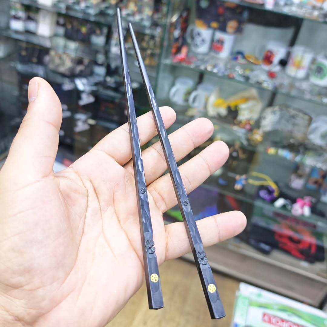 Chinese chopsticks - alternate view