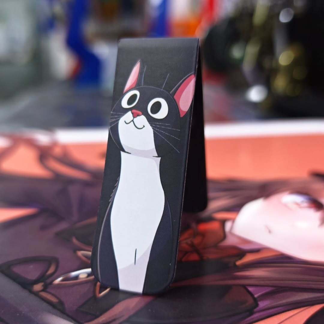 Magnetic Cat Bookmark - alternate view
