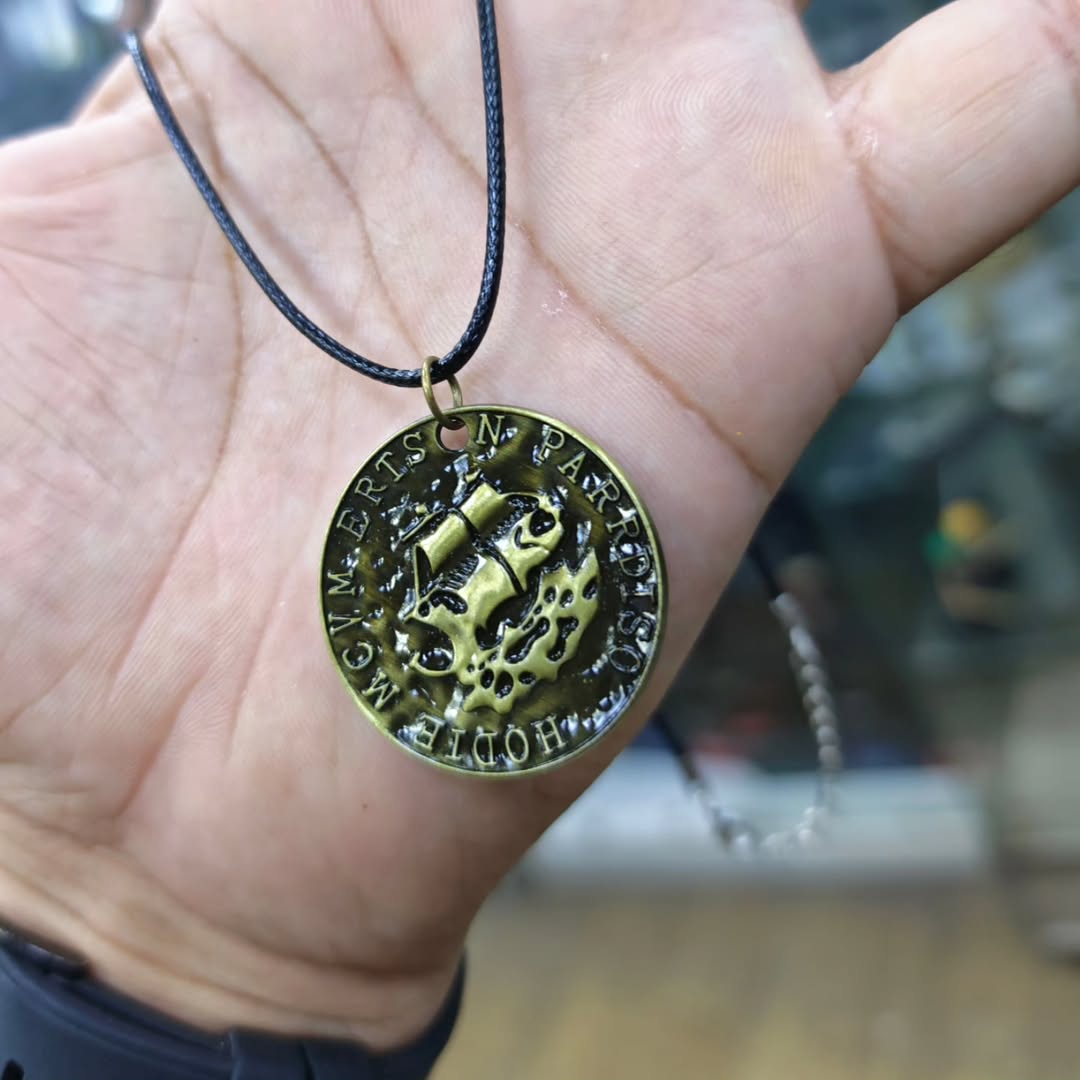 Uncharted Necklace - alternate view