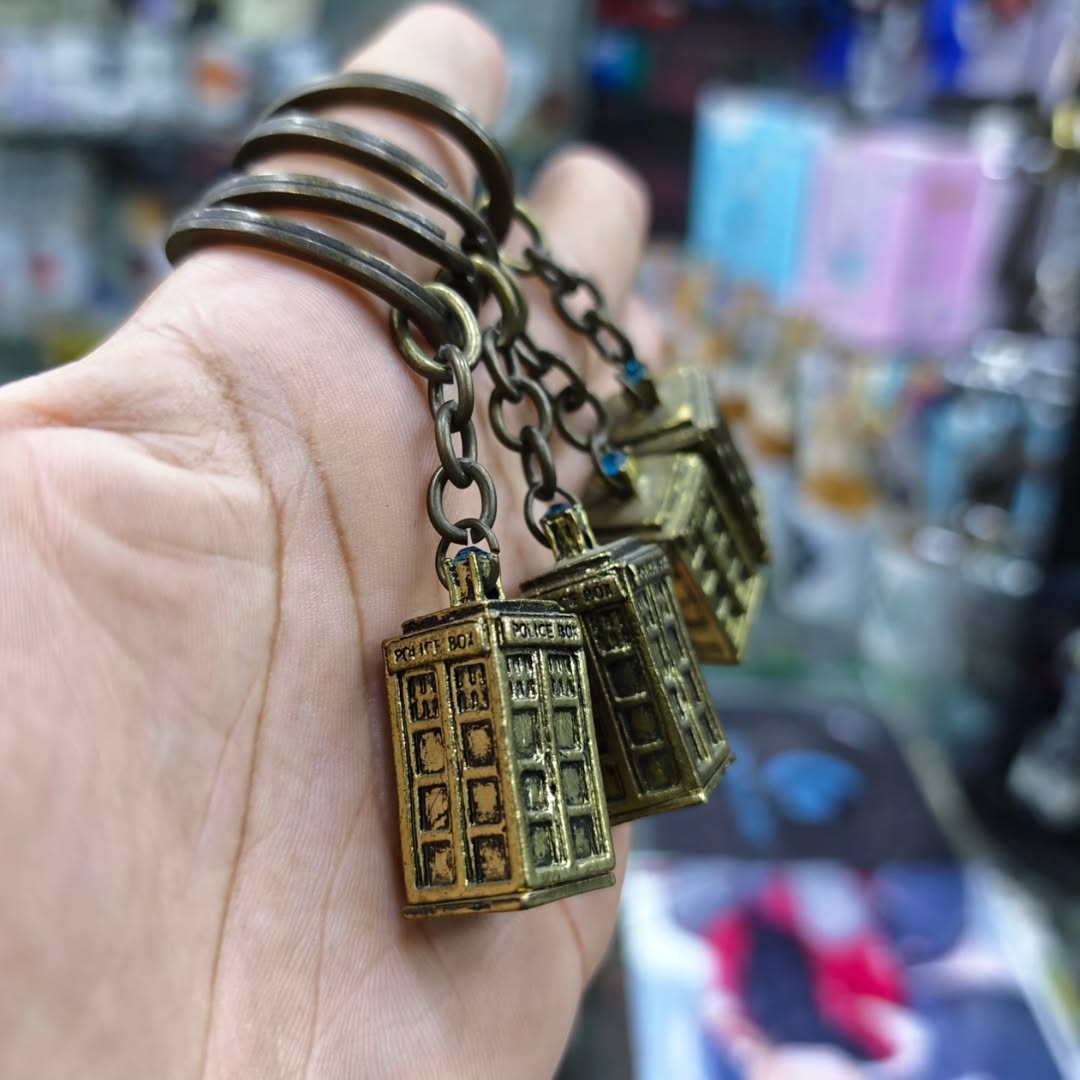 Doctor Who Keychain - alternate view