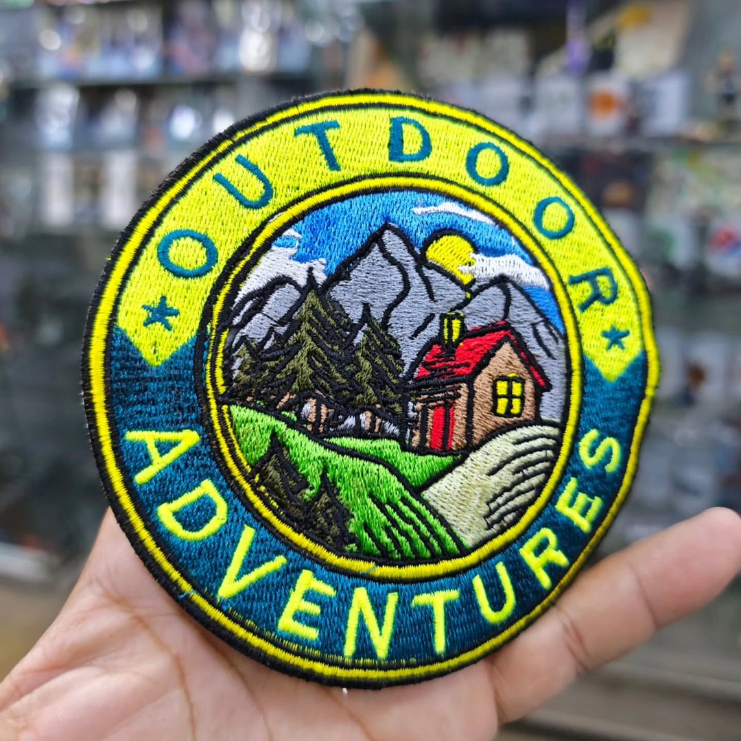 Embroidered Patch Outdoor Adventure 115 x 115 MM - alternate view