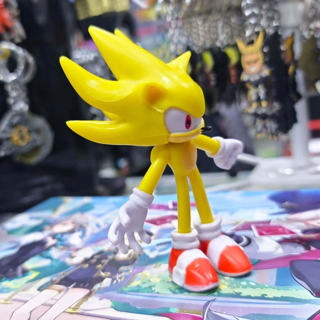 Sonic Figurine - alternate view