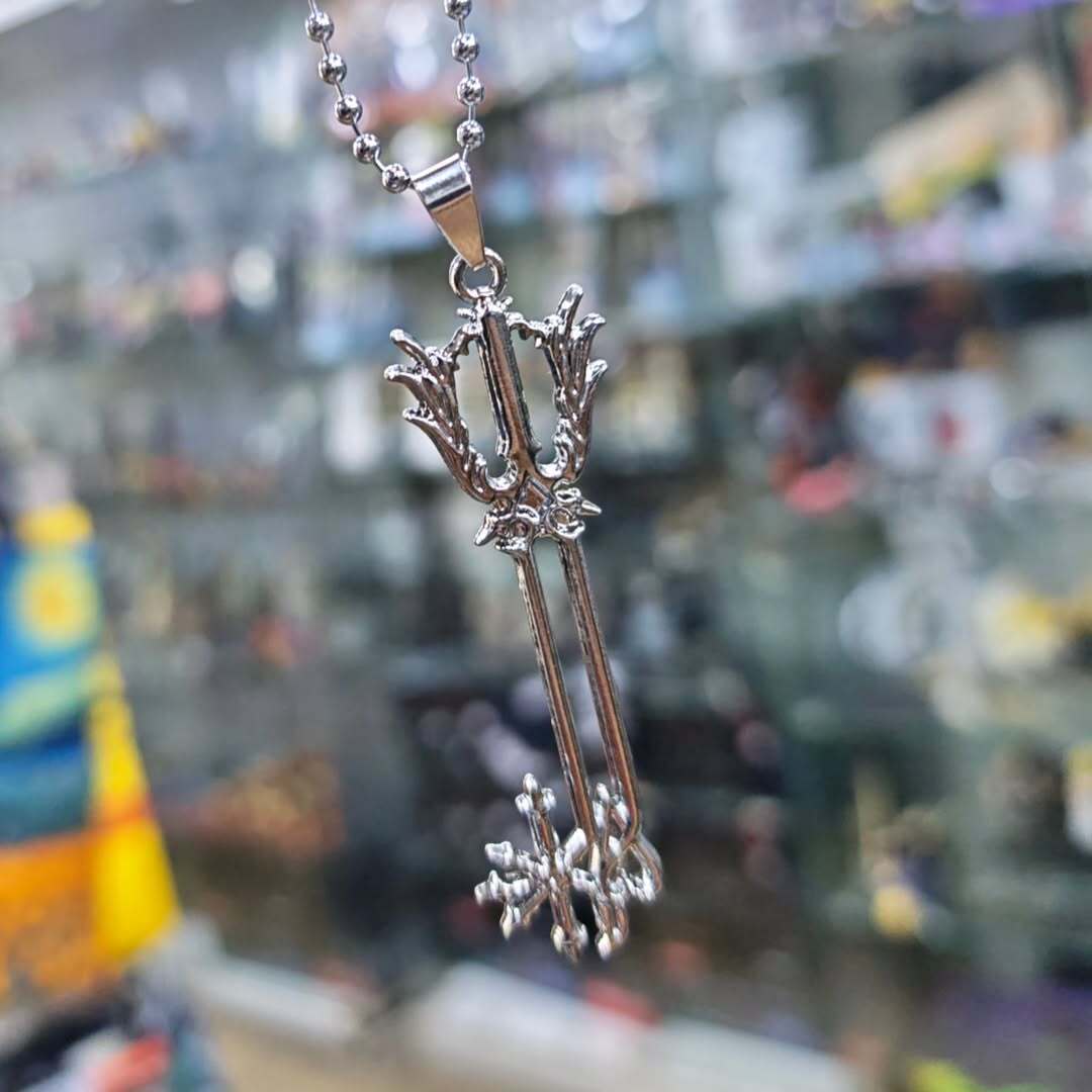 Kingdom Hearts Necklace - alternate view