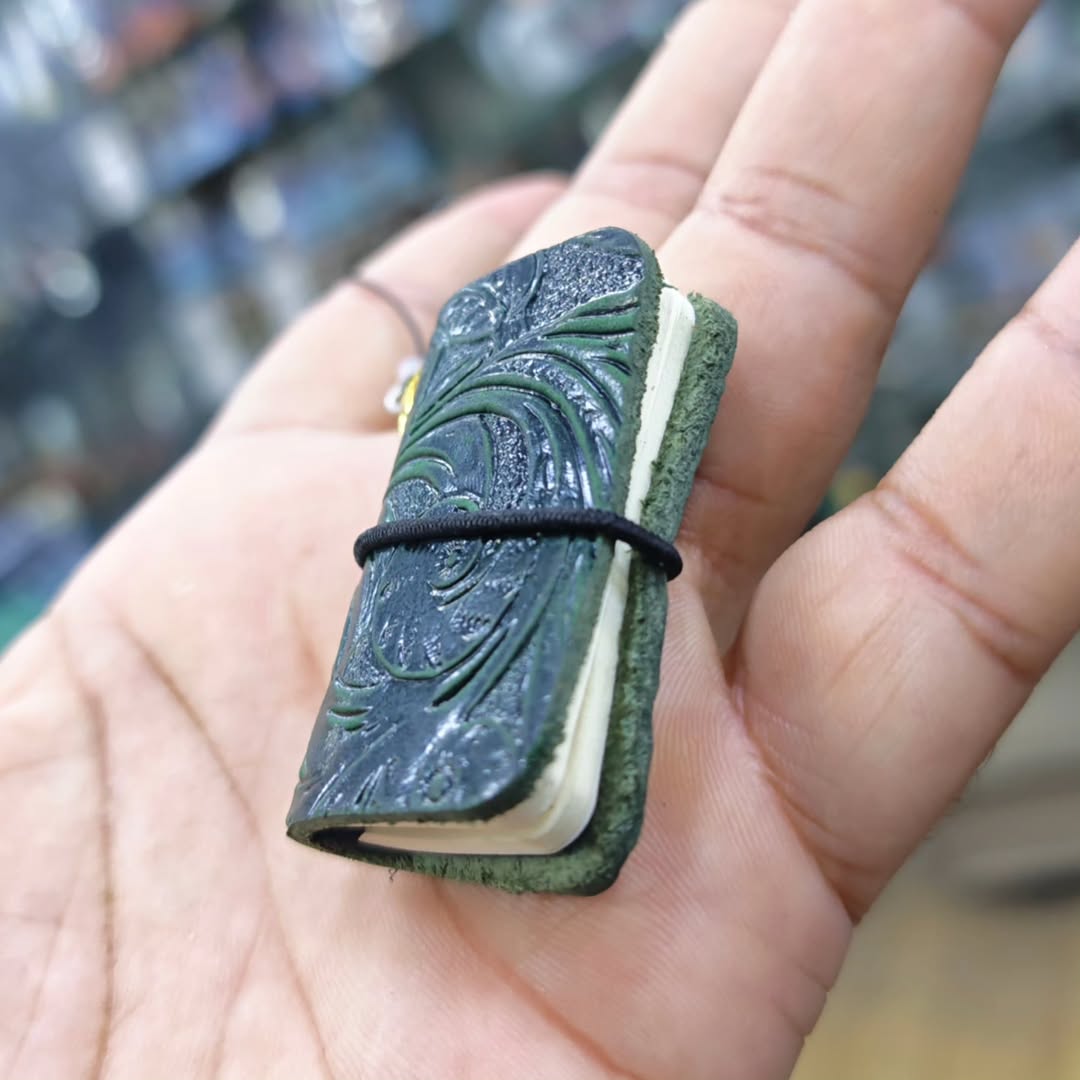 Notepad Keychain - alternate view