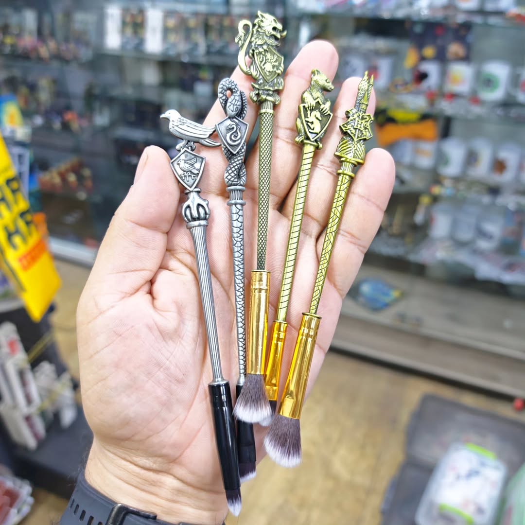 Harry Potter Makeup Brushes - alternate view