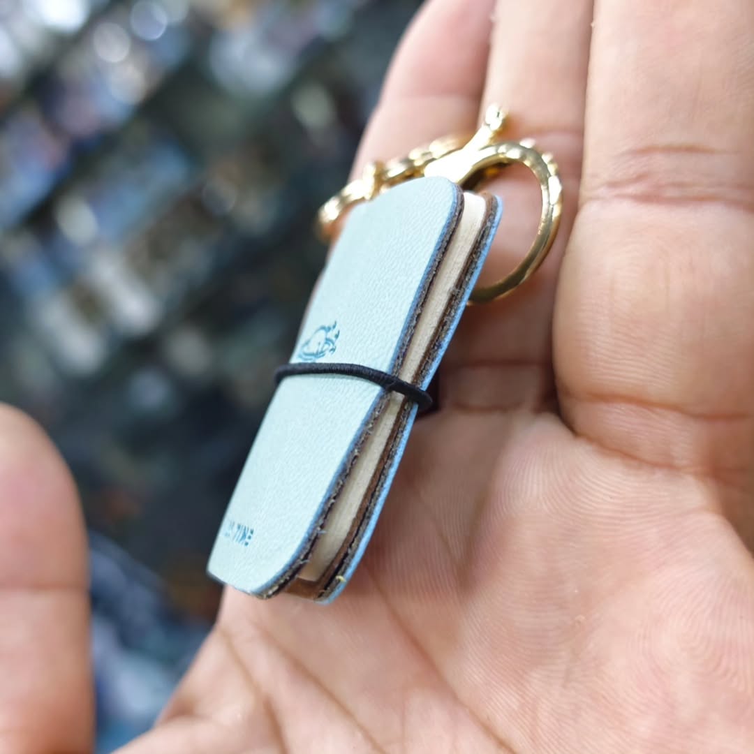 Notepad Keychain - alternate view
