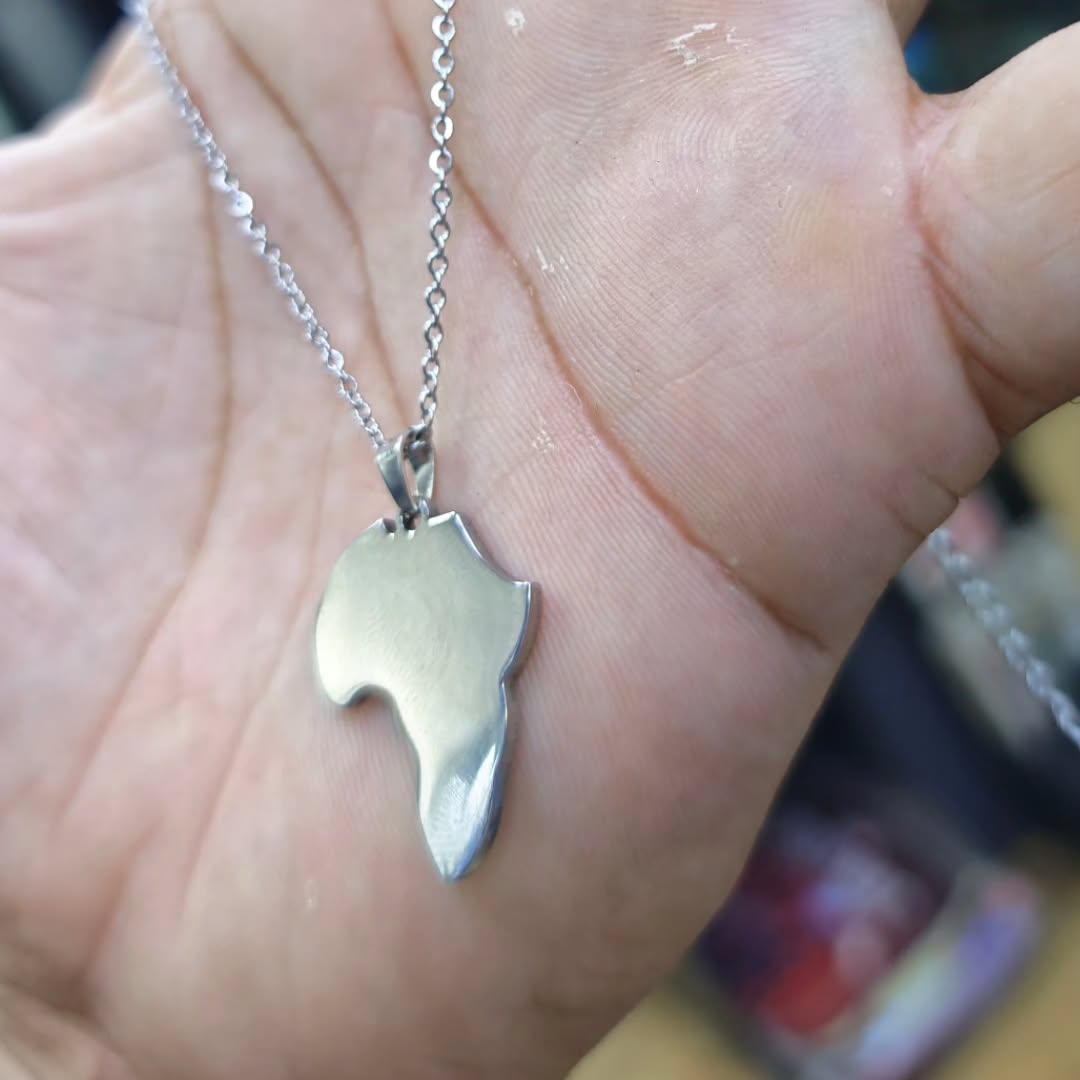 African Necklace - alternate view