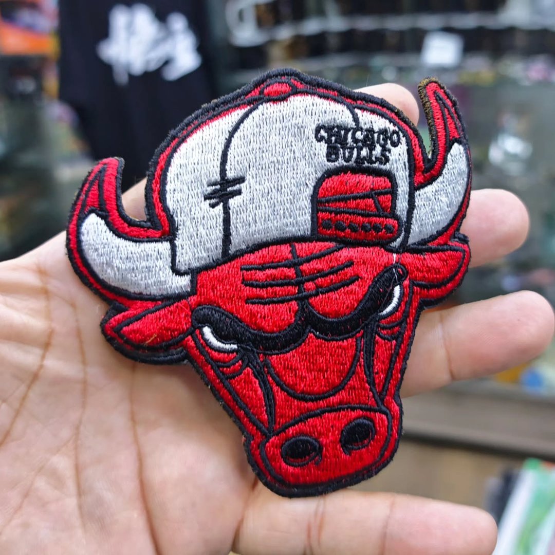 Embroidered Patch Chicago Bull 105x105 cm - Embroidered Patch