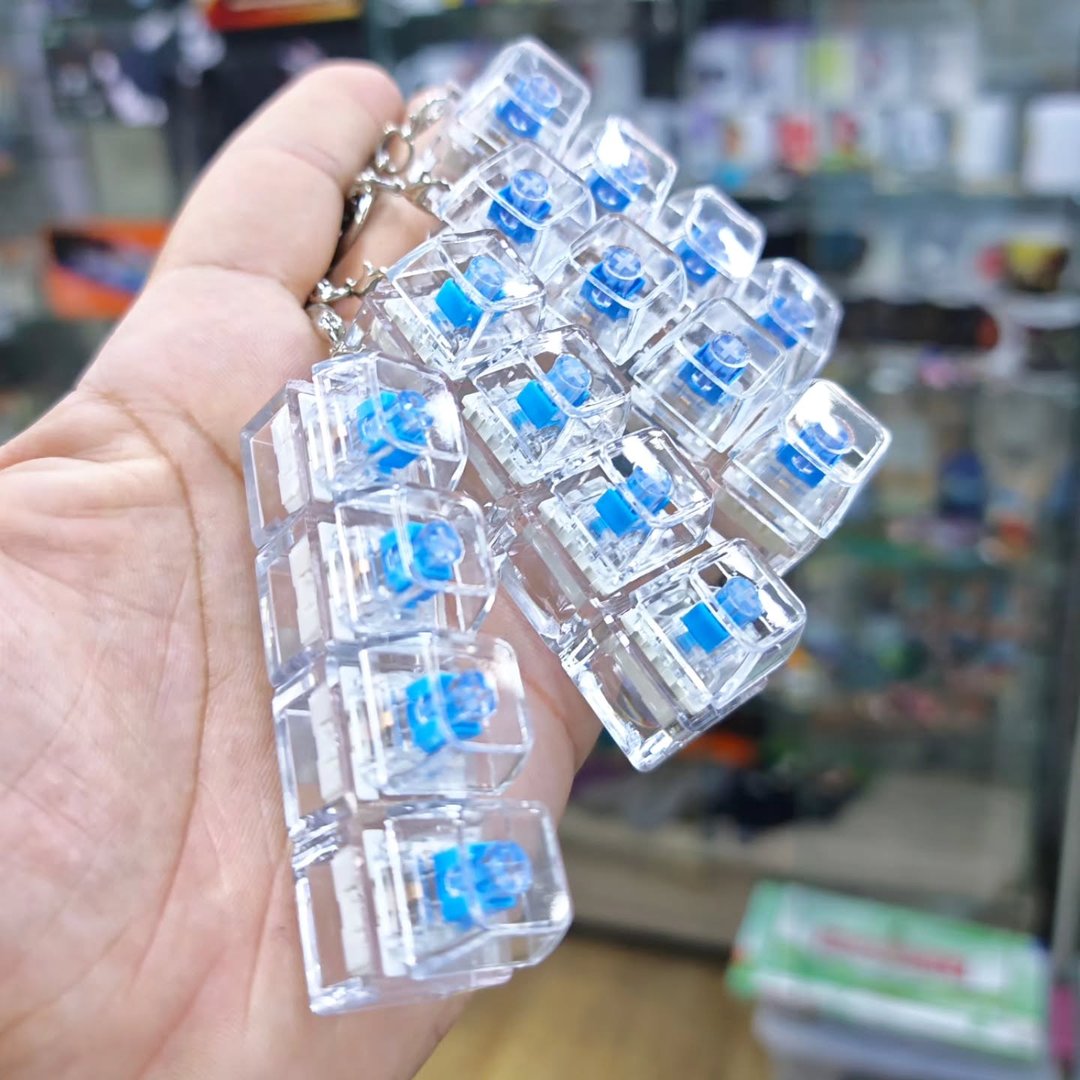 Anti Stress Keyboard Keychain - Keychain