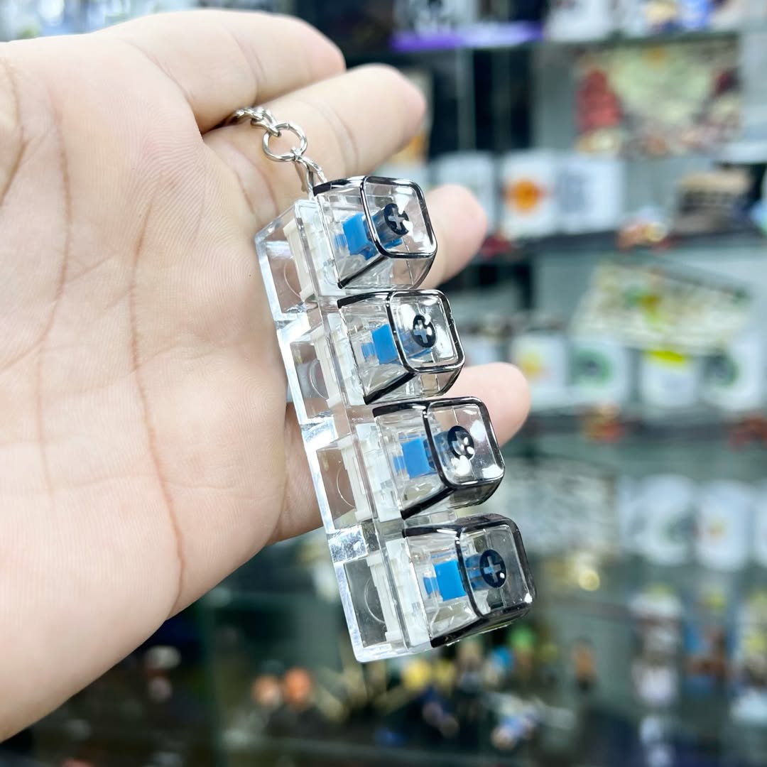 Anti-Stress Keyboard Keychain - Keychain