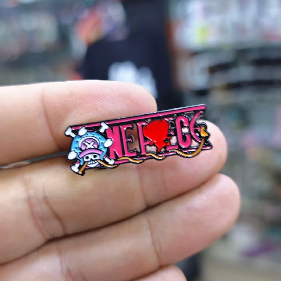 One Piece Shopper Pins - Metal Pins