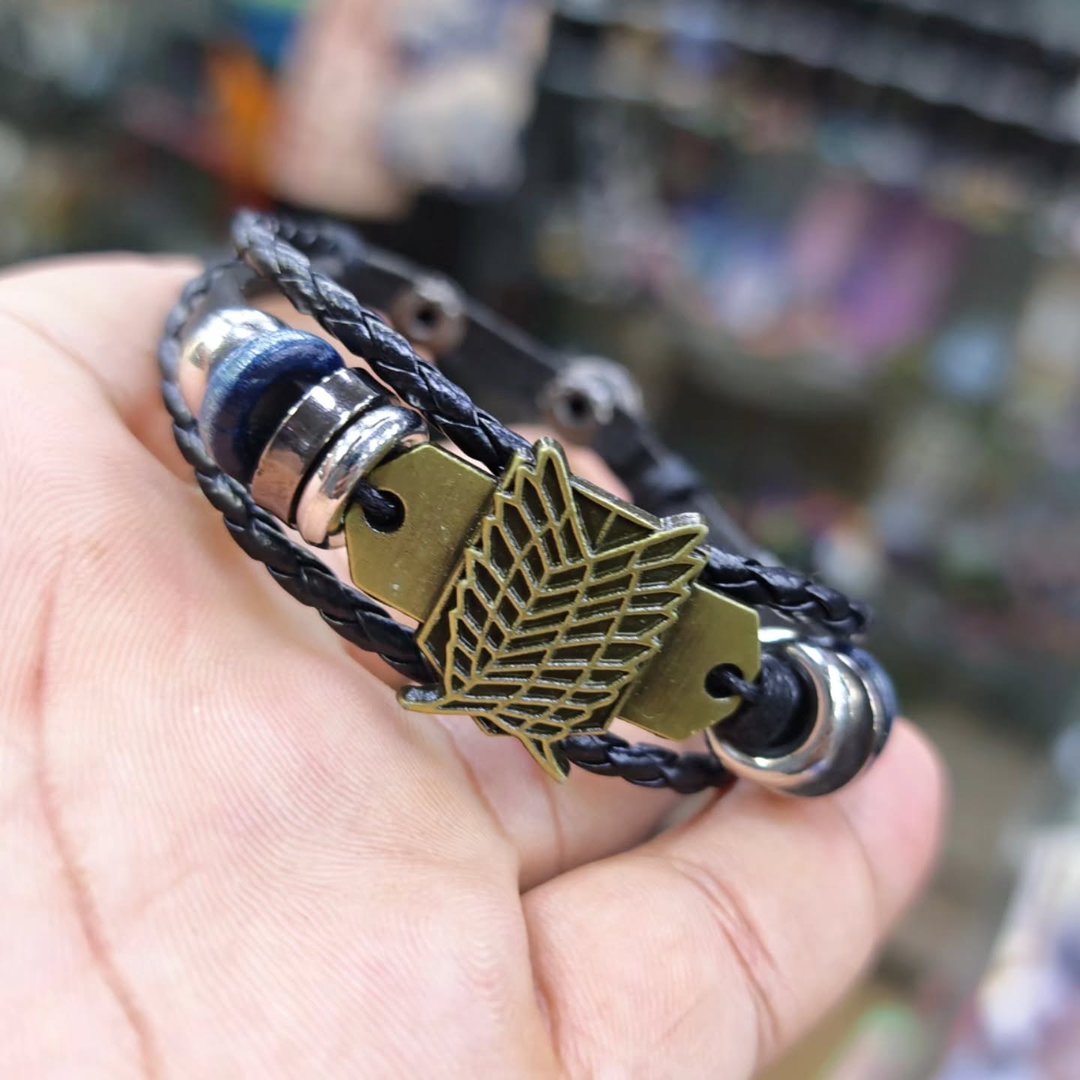 Attack on Titan Bracelet - Bracelet